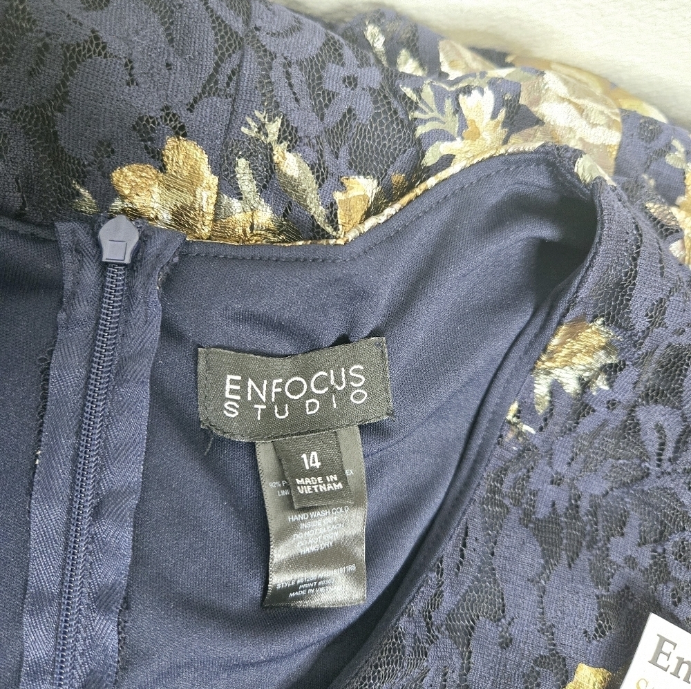 EnFocus Studio Navy blue Maxi dress with Floral design Sz 14 - Picture 11 of 13